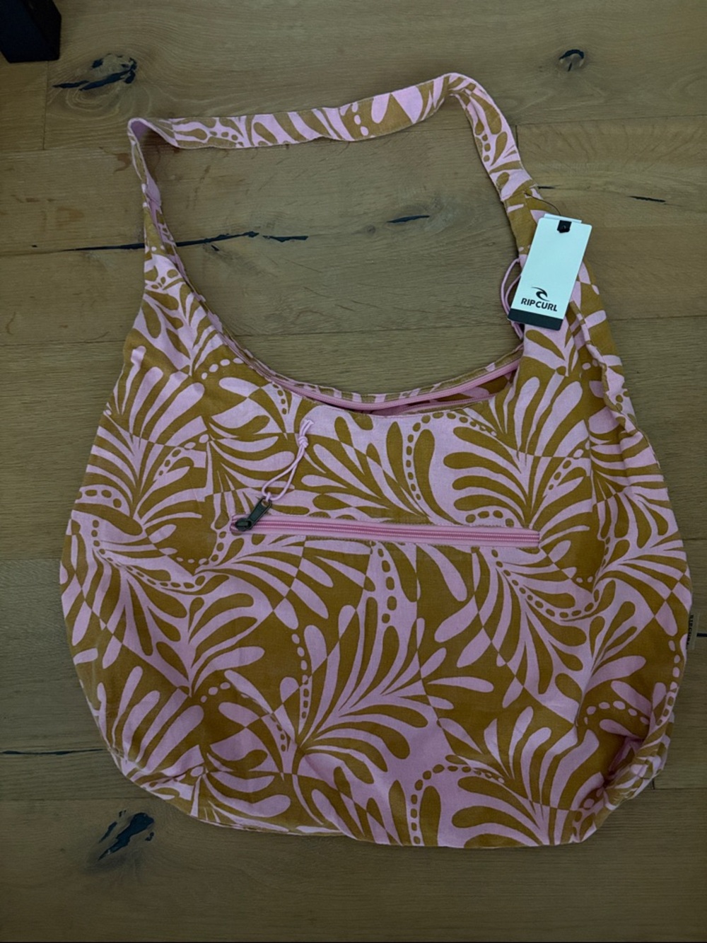 Rip Curl Pink & Brown Floral-Print Shoulder Bag. NWT - Picture 3 of 6